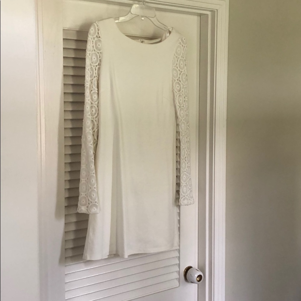 Beautiful off white dress